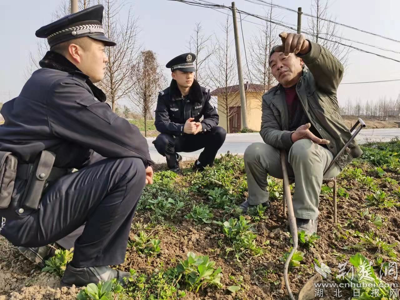 深入了解轄區(qū)治安狀況，查找風(fēng)險(xiǎn)隱患，排查化解矛盾糾紛.jpg.jpg